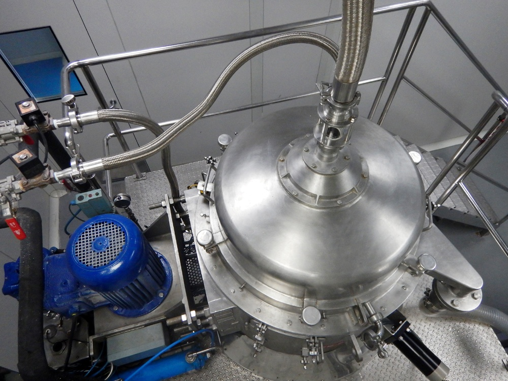 Centrifuges